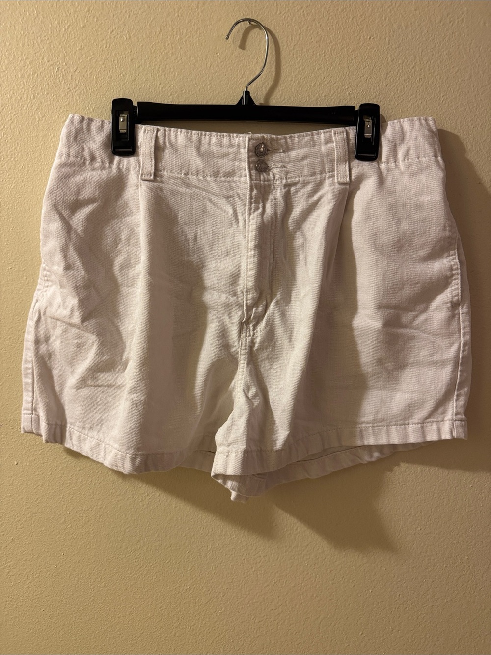 Denizen from Levi's White High-Rise Cotton Denim Shorts